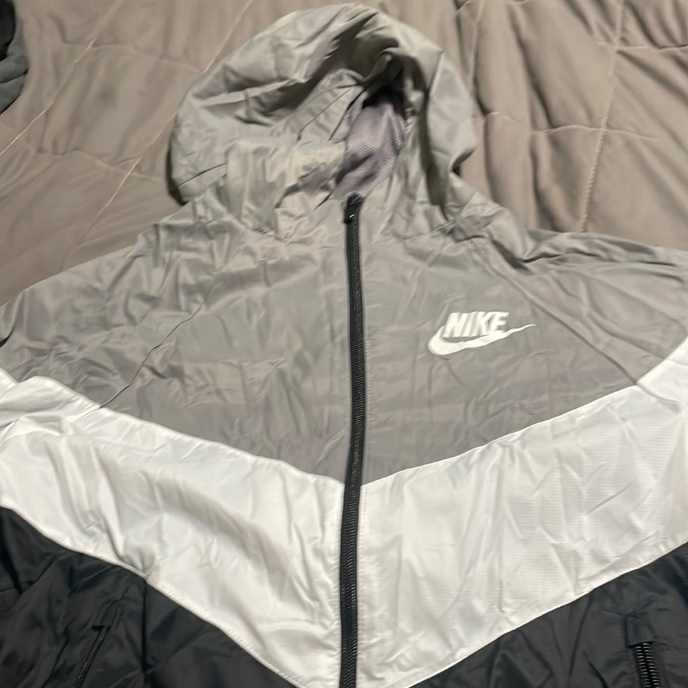 Nike wind breaker